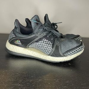 Adidas Boost Black/Dark Grey